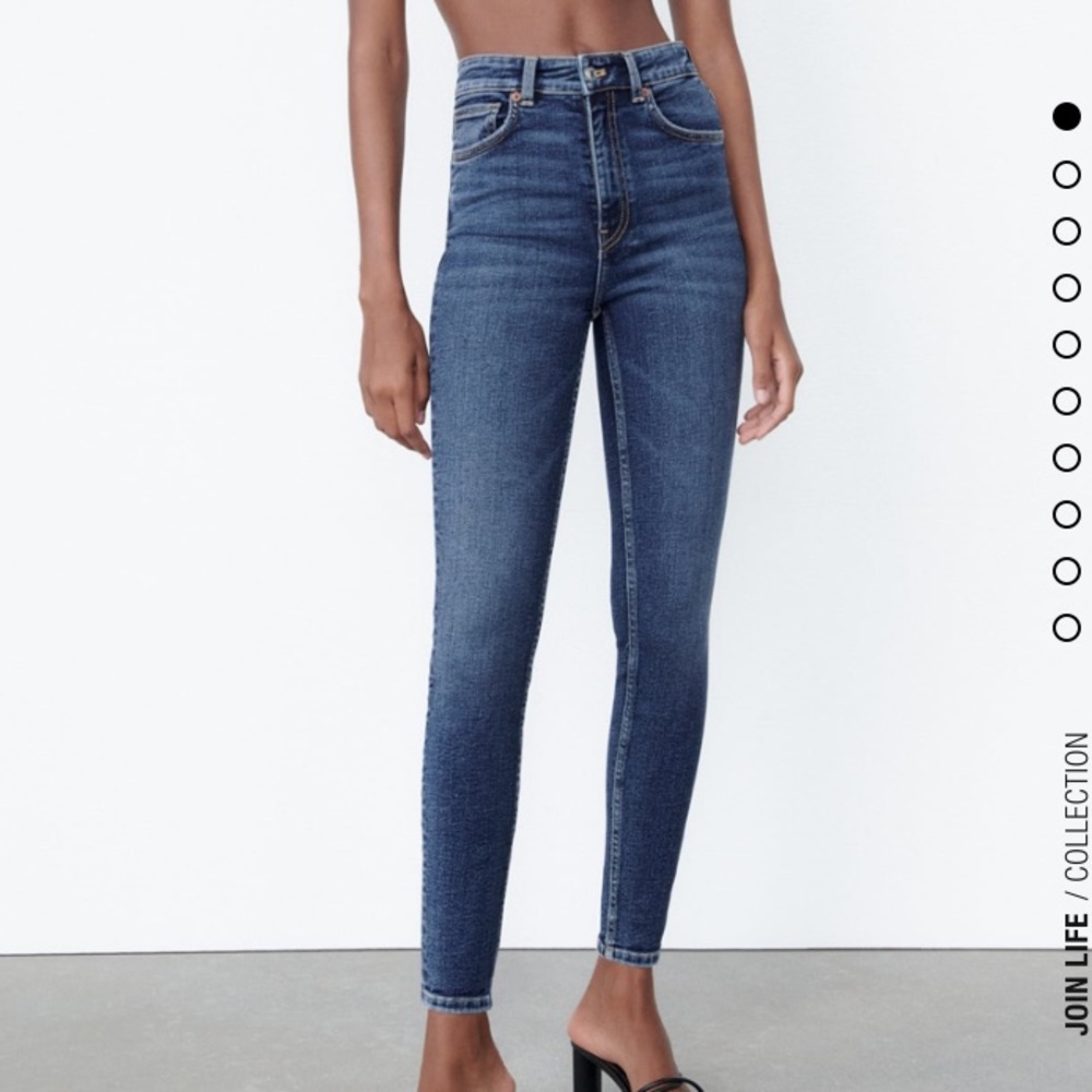 Skinny Vintage Jeans from Zara.